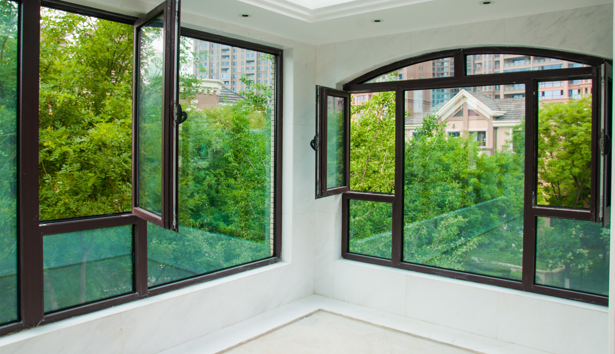 VacuMax Vacuum Insulating Glass Project